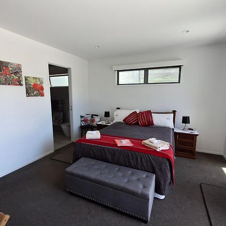 Papamoa Beach, Pohutukawa Deluxe Studio, On Hugoway Ngoại thất bức ảnh